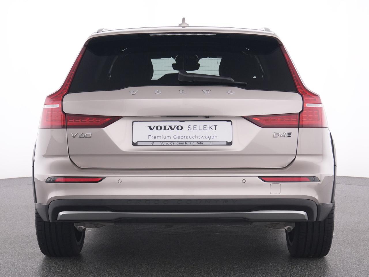 Volvo  CC
