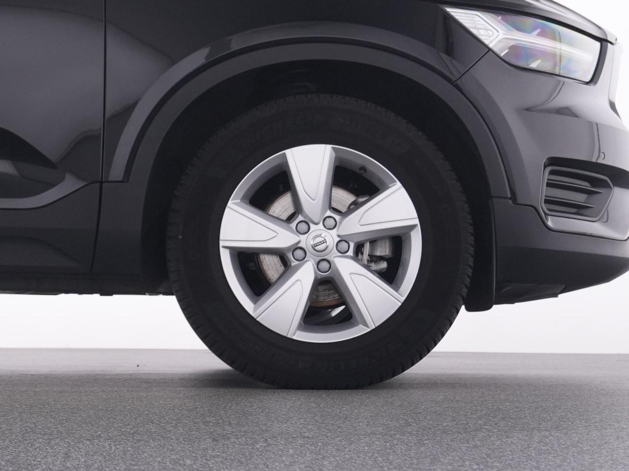 Volvo  XC 40
