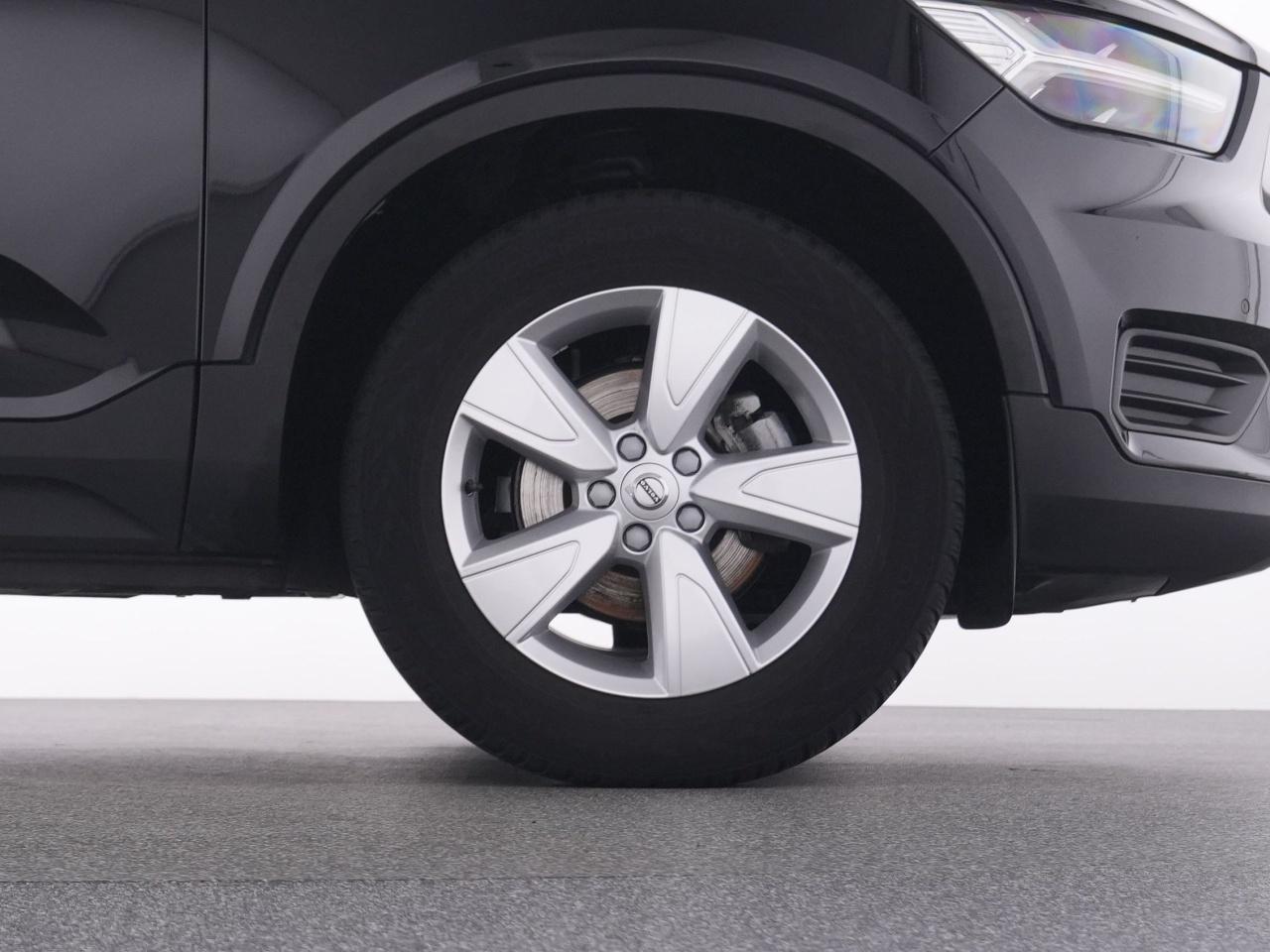 Volvo  XC 40