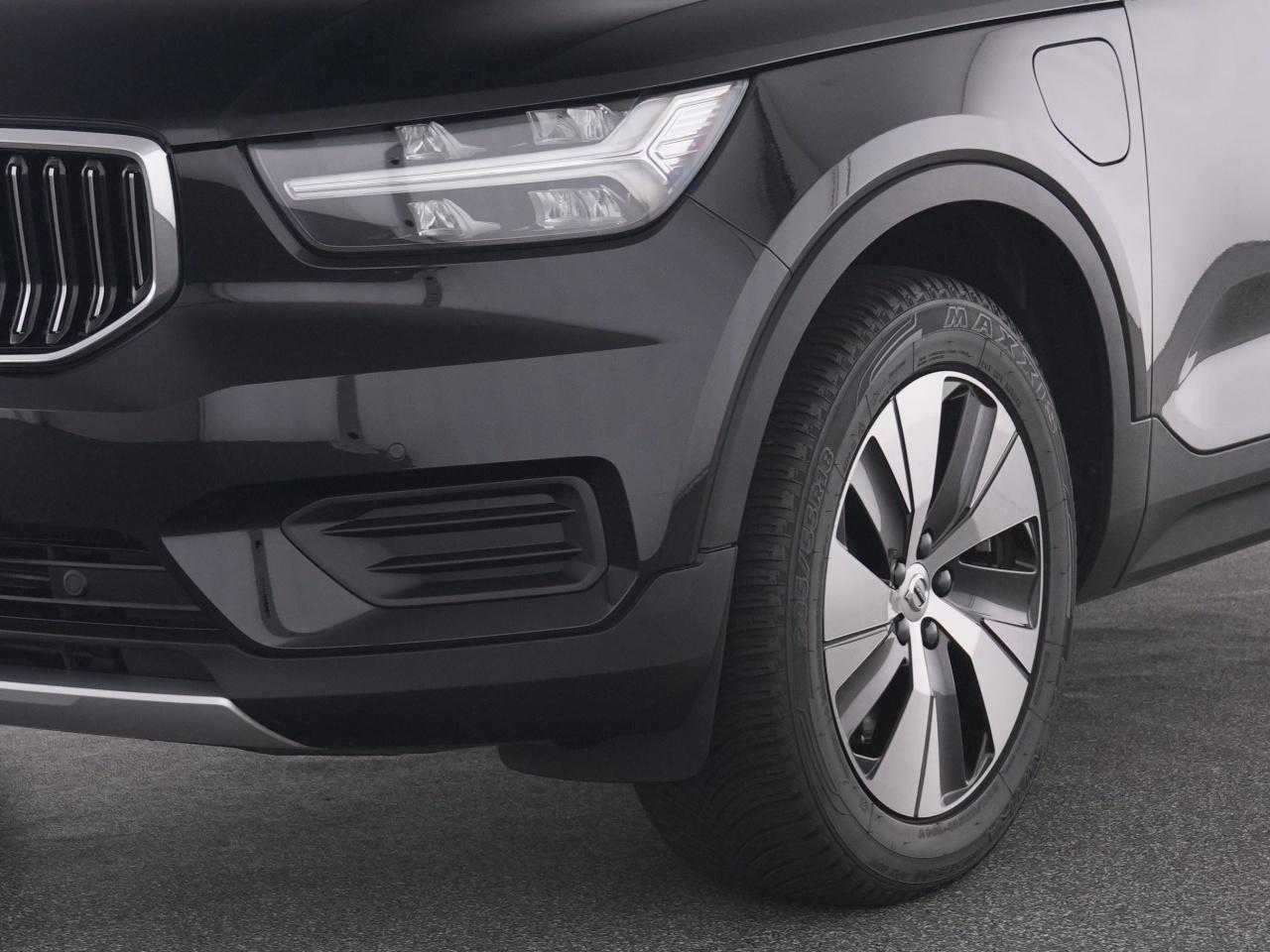 Volvo  XC 40