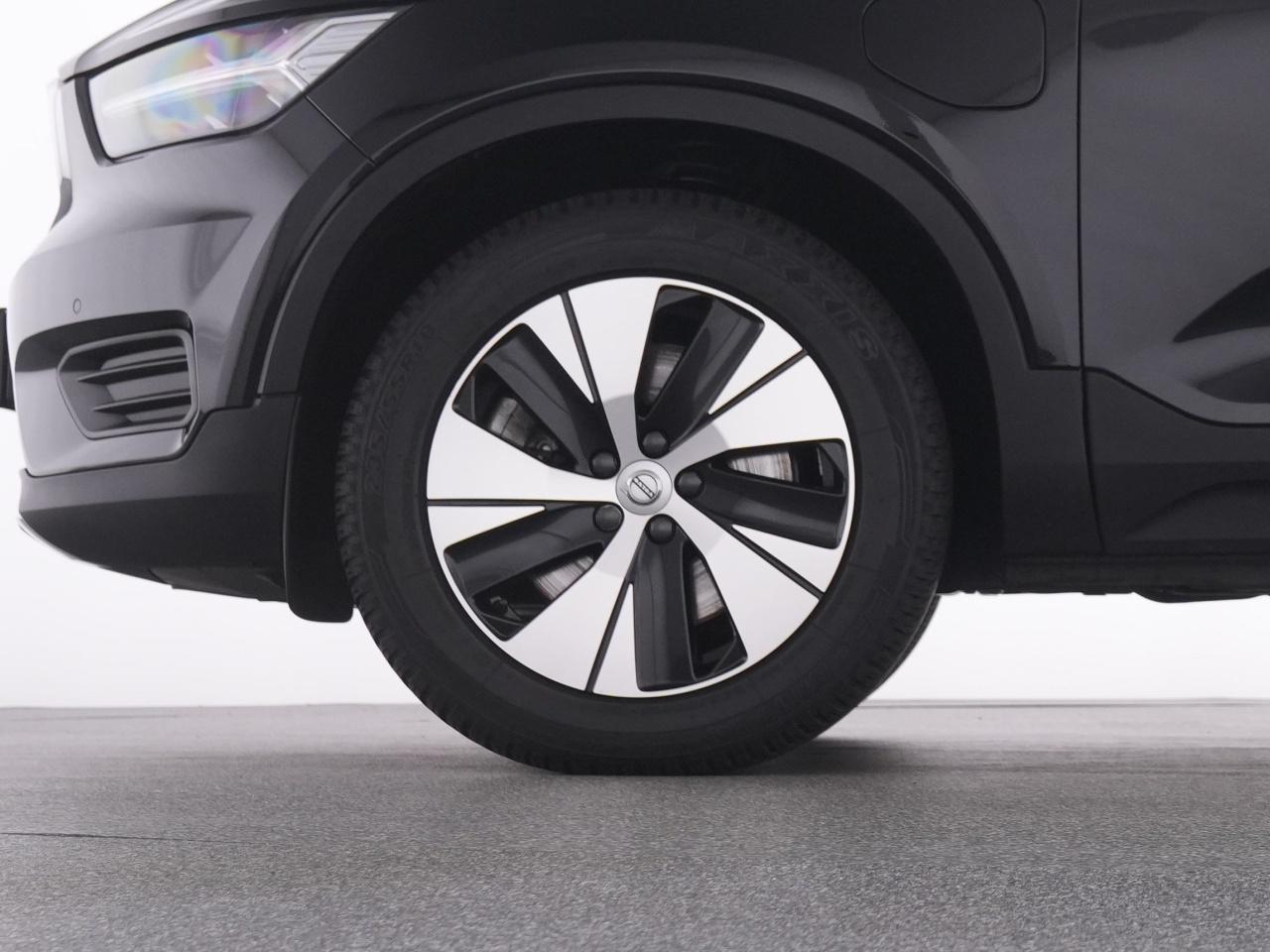 Volvo  XC 40