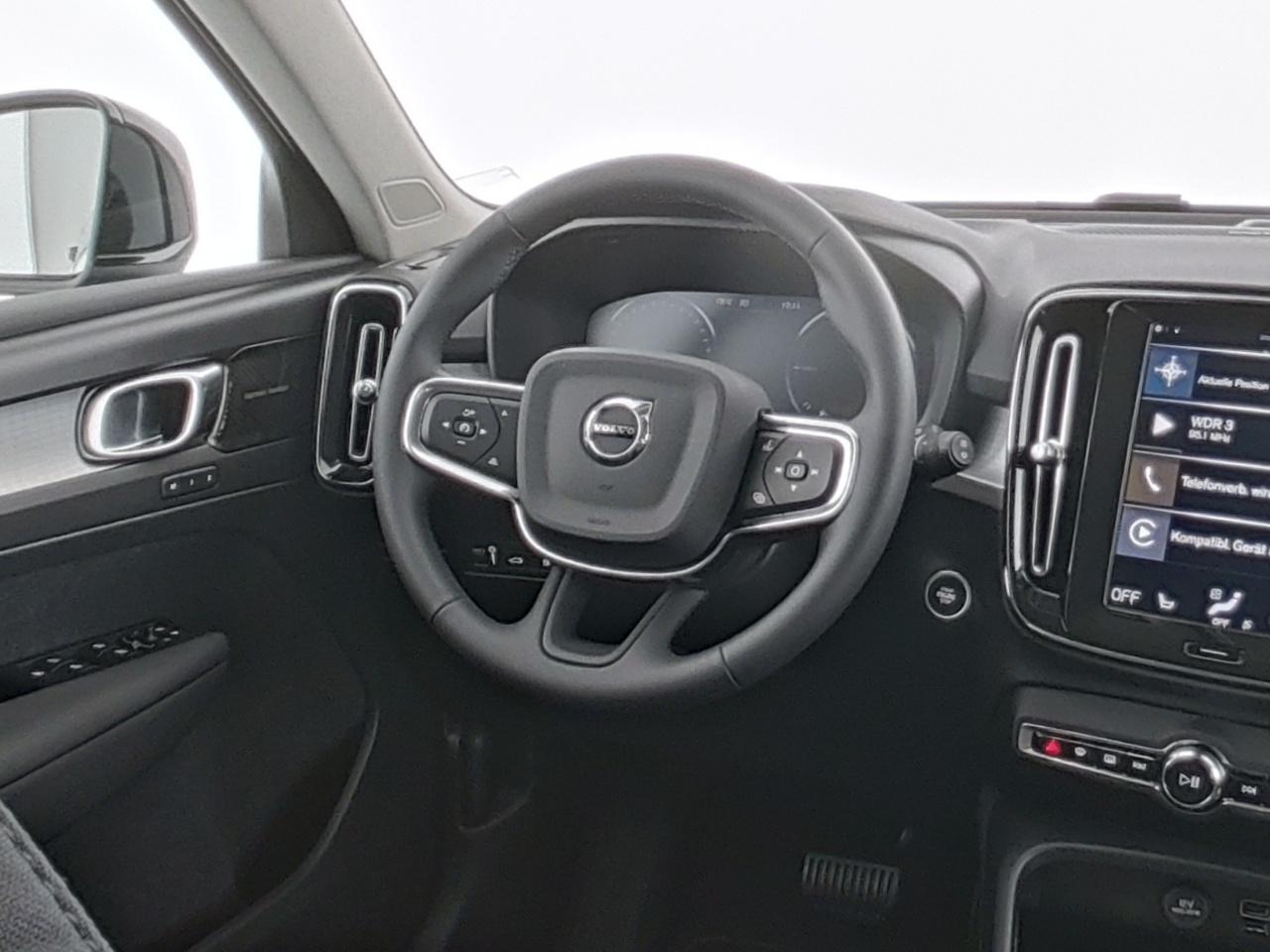 Volvo  XC 40