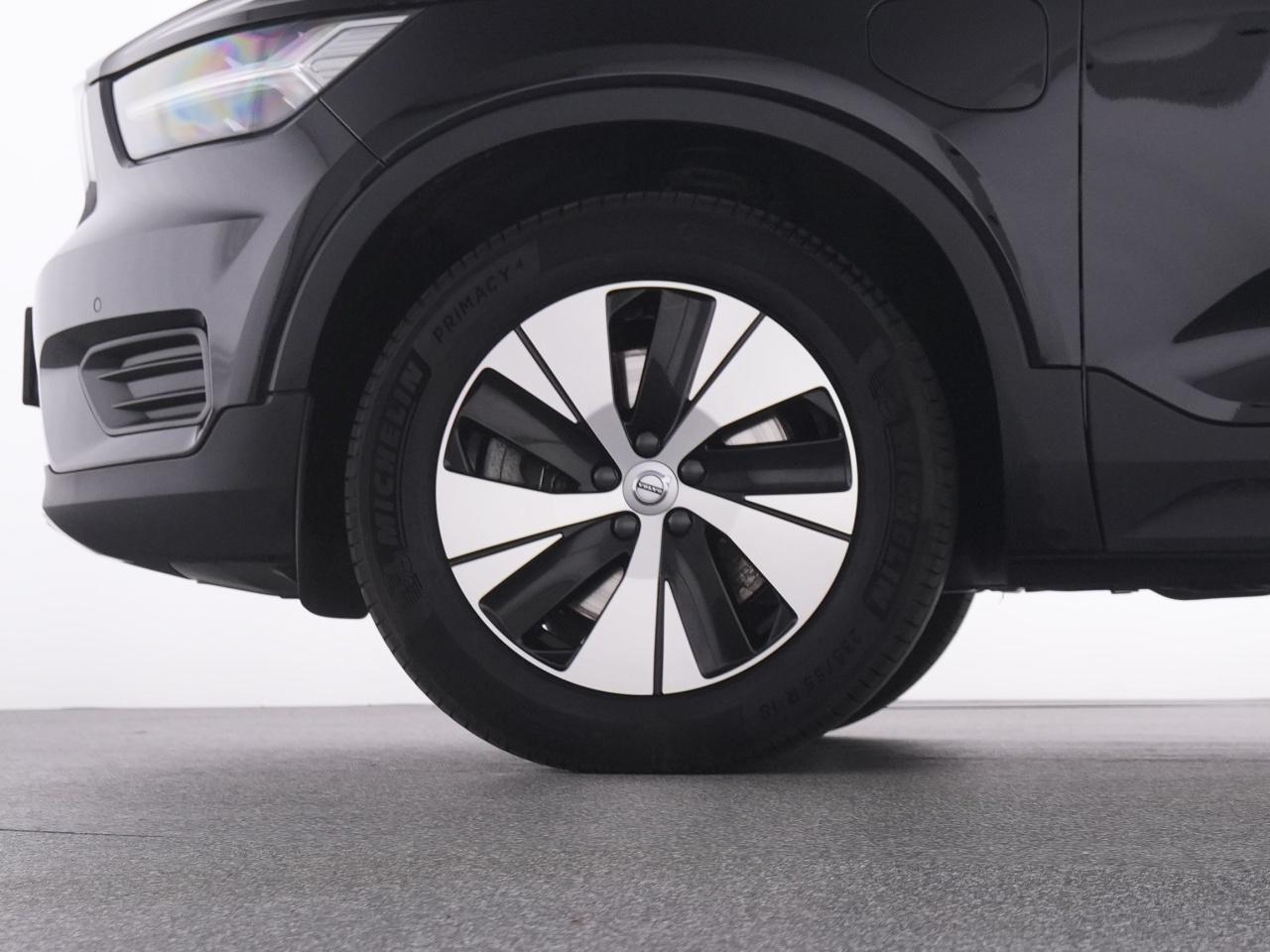 Volvo  XC 40