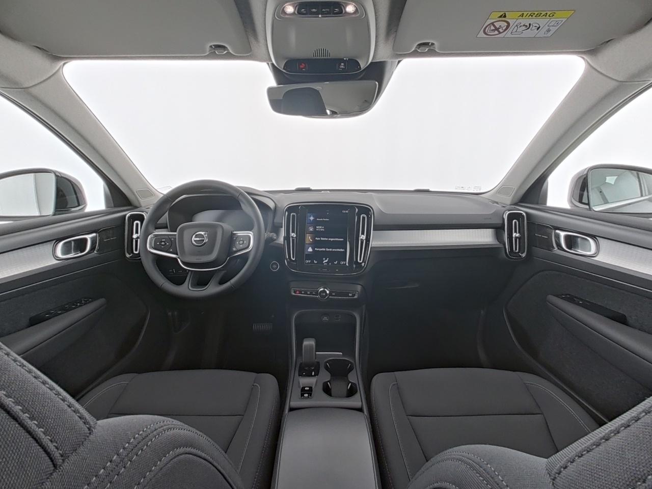 Volvo  XC 40