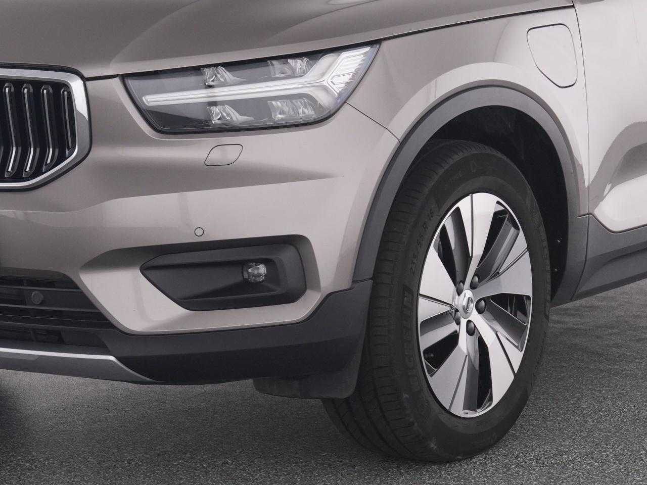 Volvo  XC 40