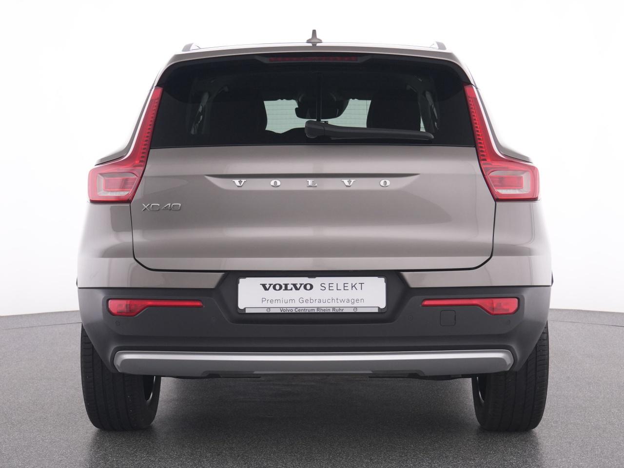 Volvo  XC 40