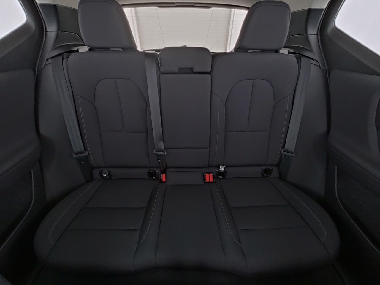 Volvo  XC 40