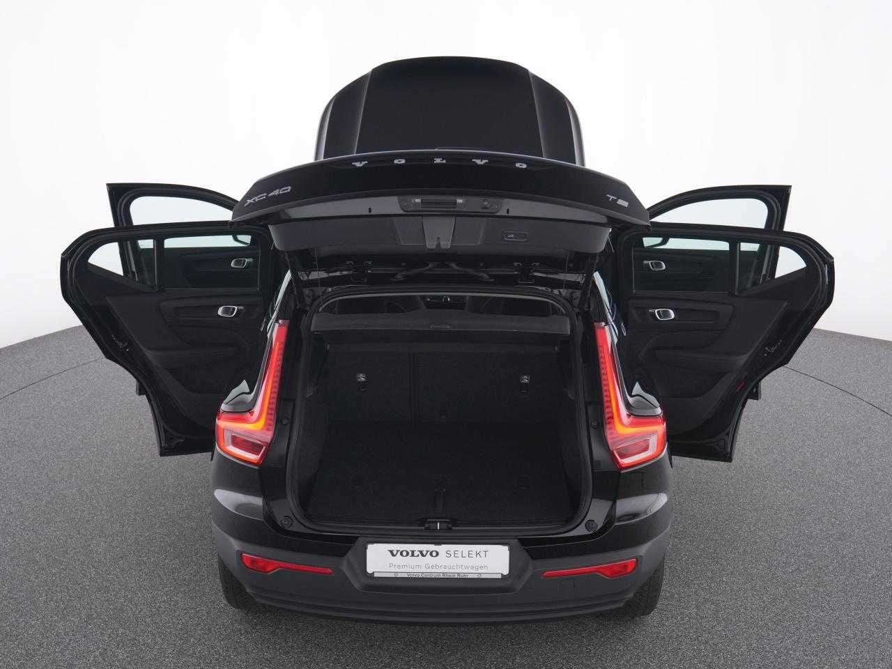 Volvo  XC 40