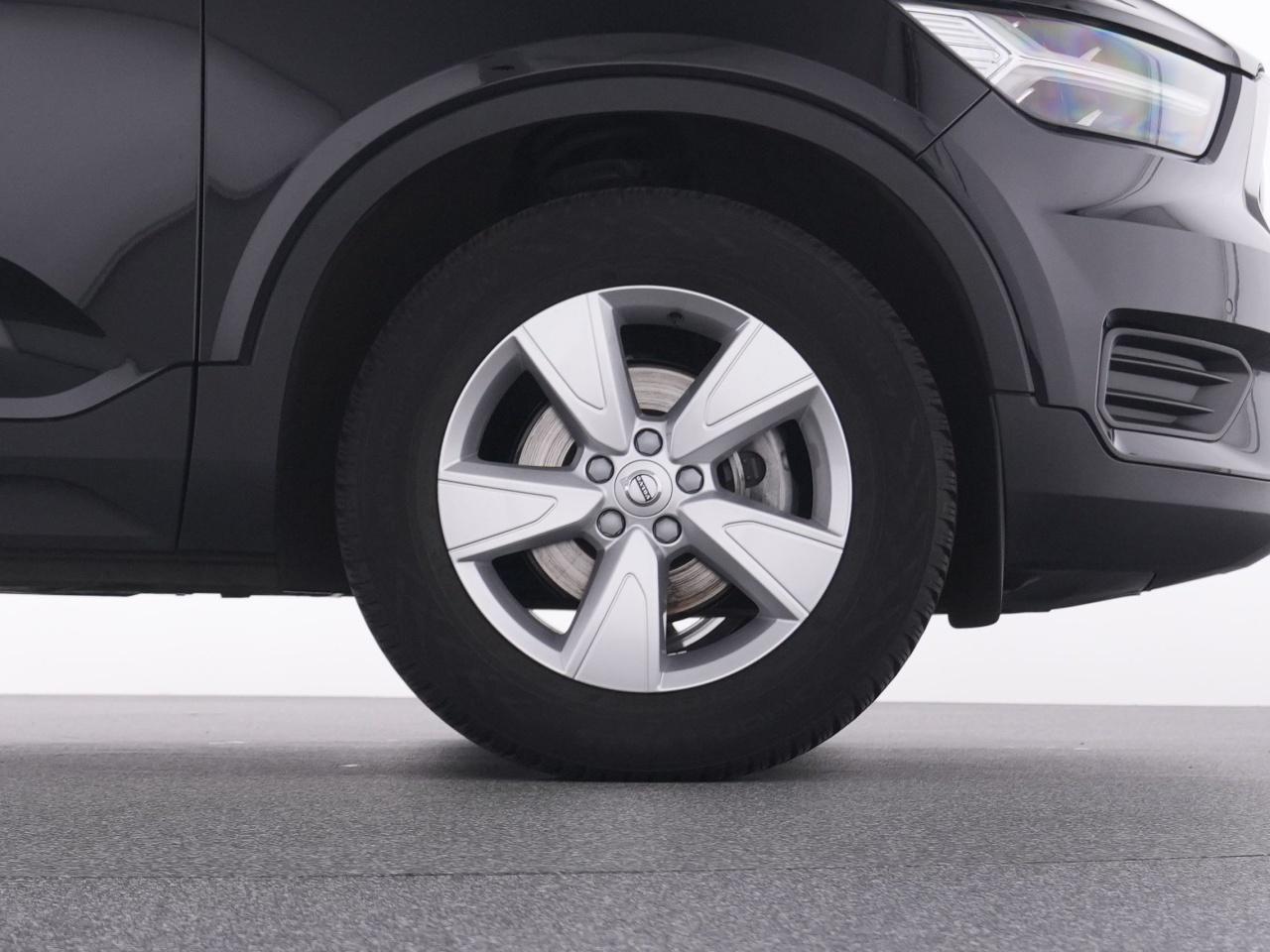 Volvo  XC 40
