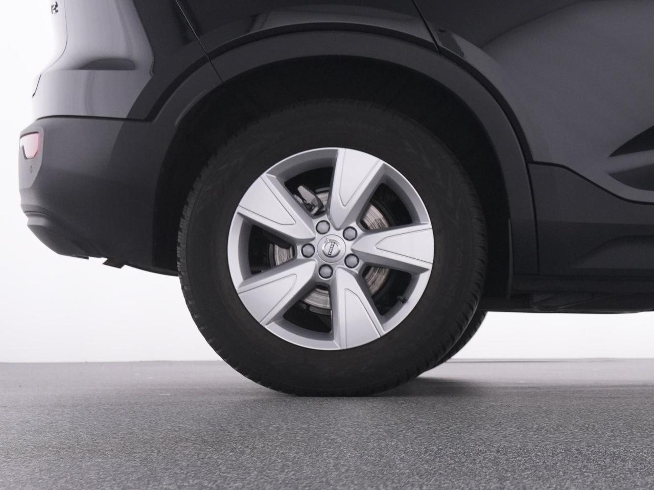 Volvo  XC 40