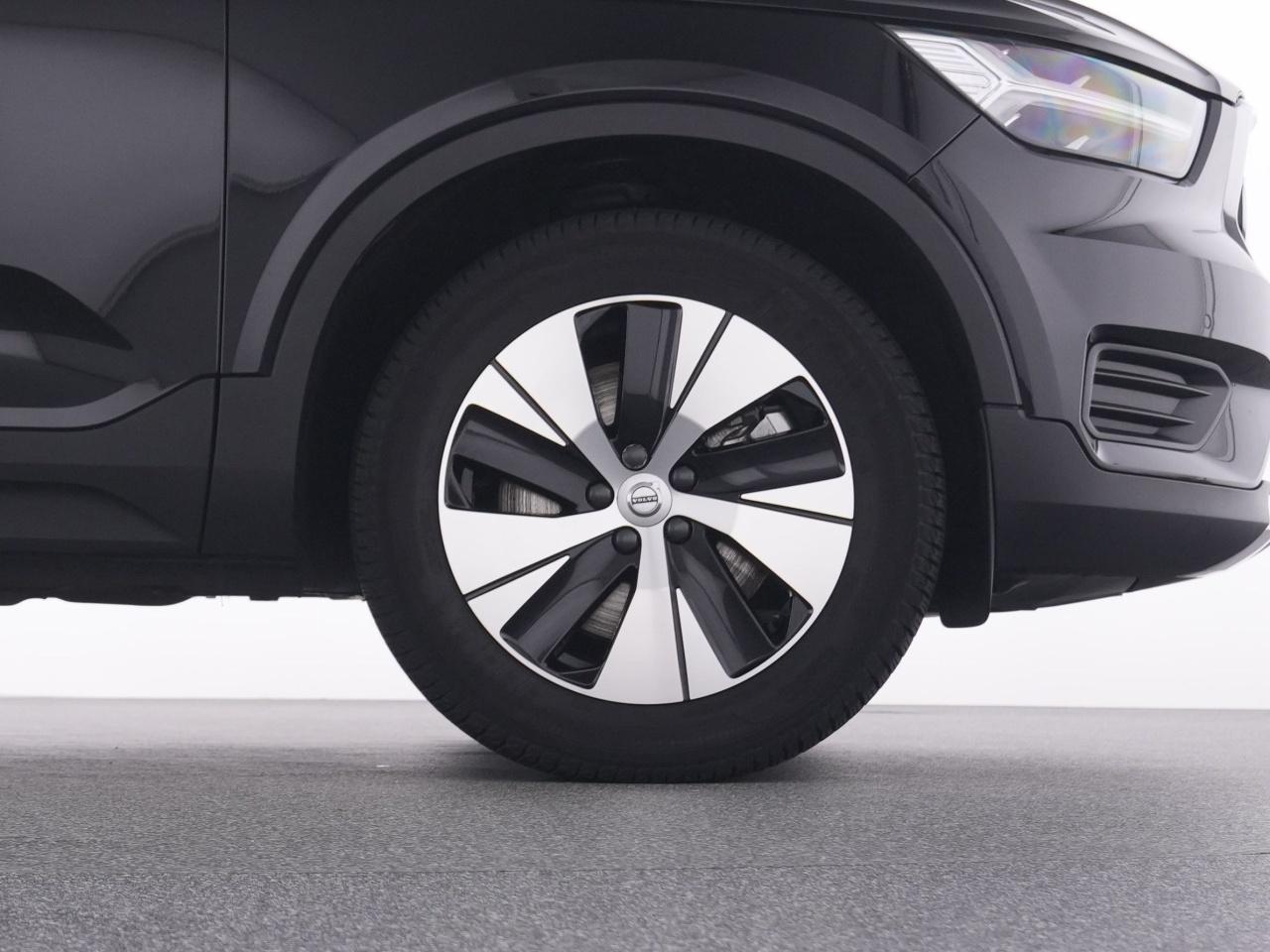 Volvo  XC 40