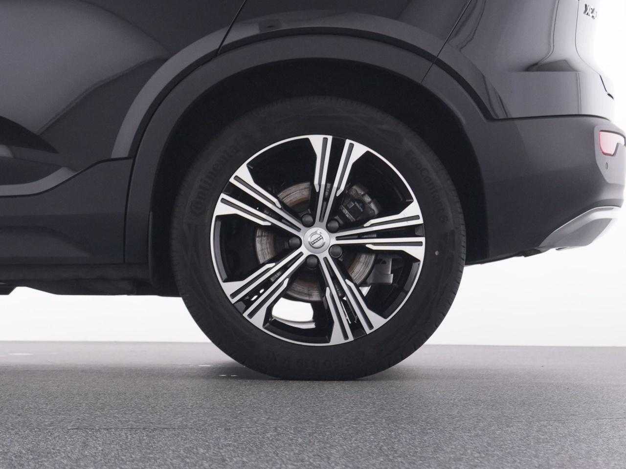Volvo  XC 40
