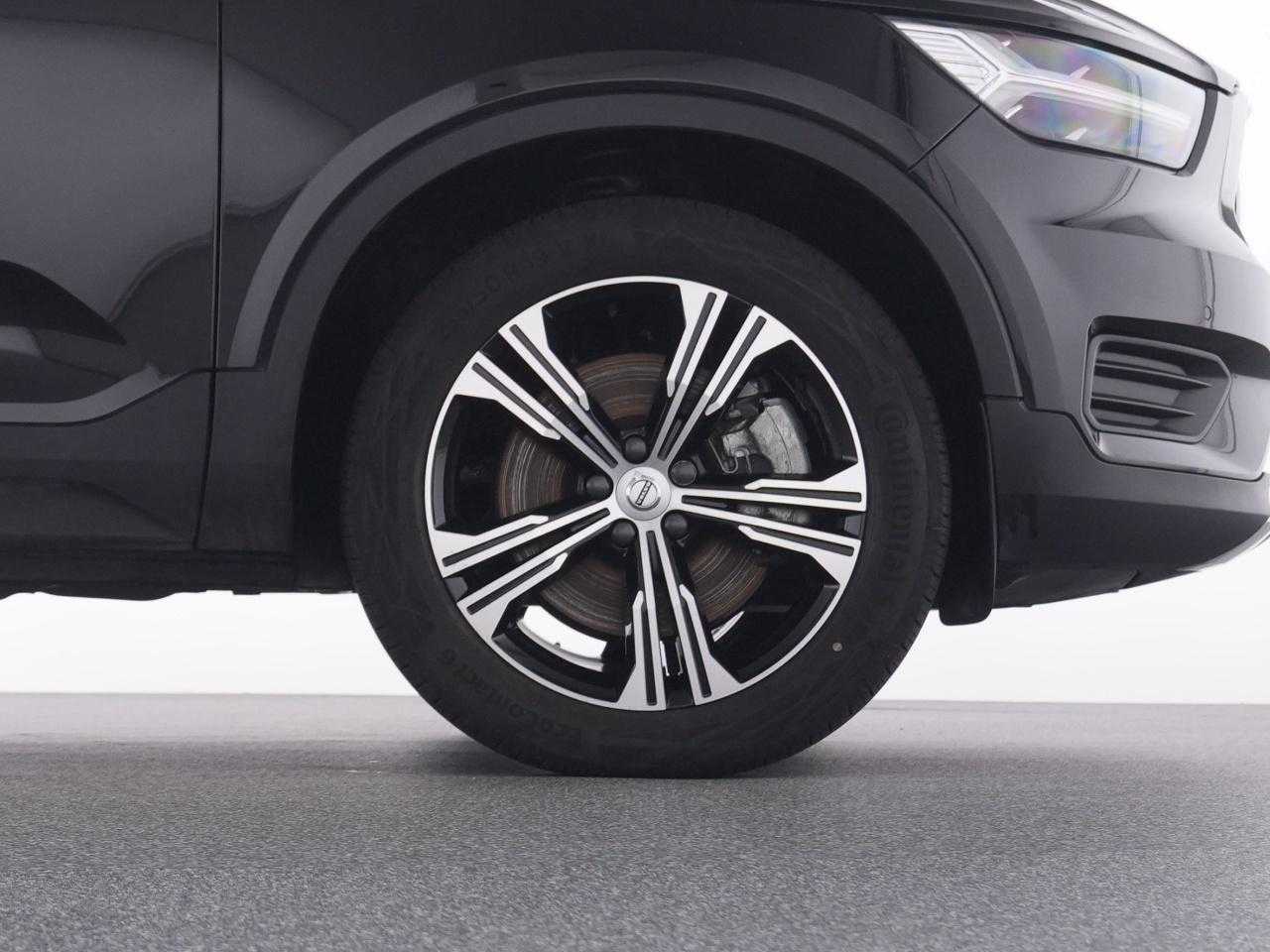 Volvo  XC 40