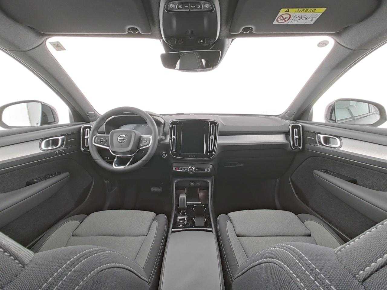 Volvo  XC 40