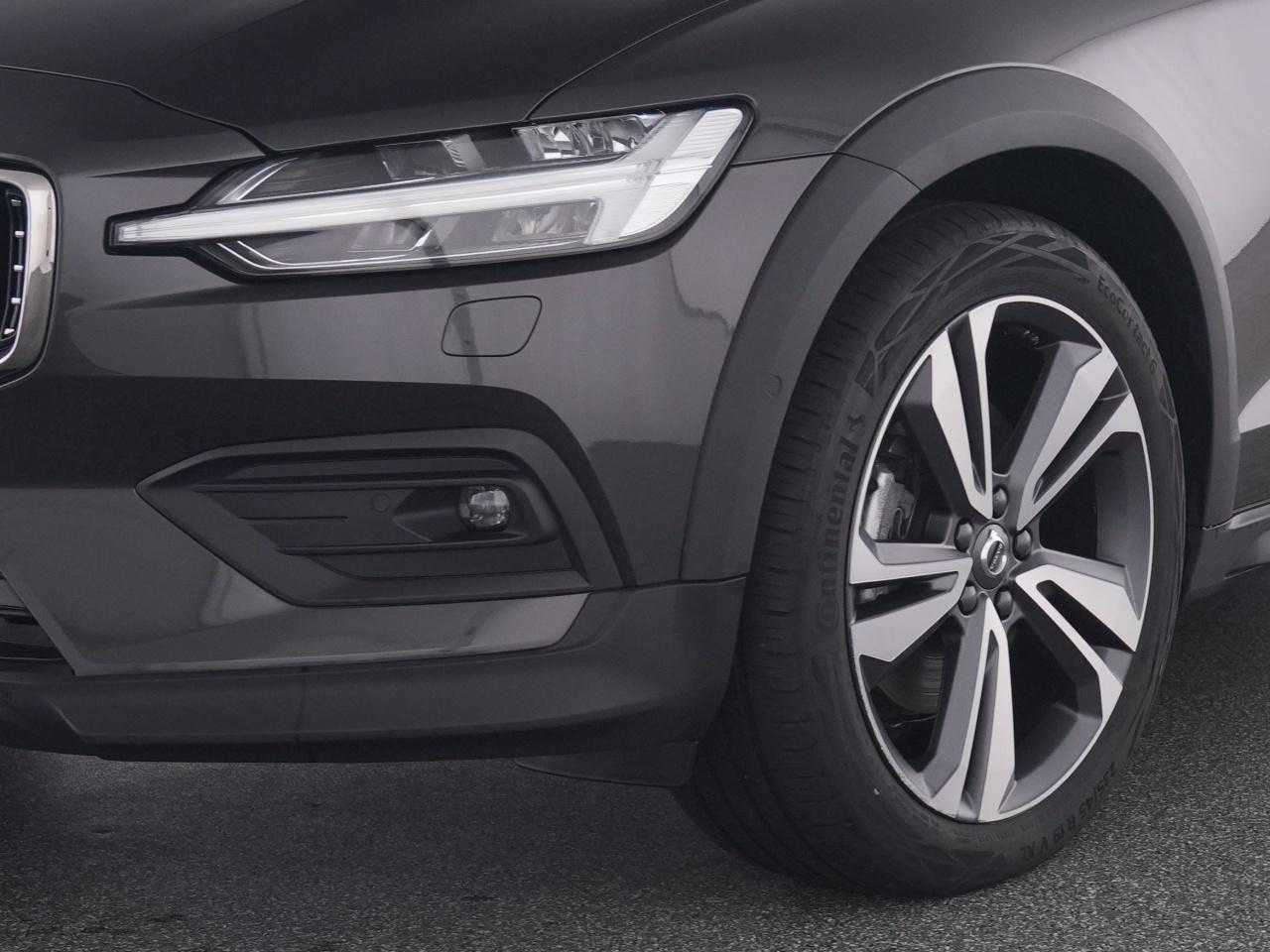 Volvo  CC