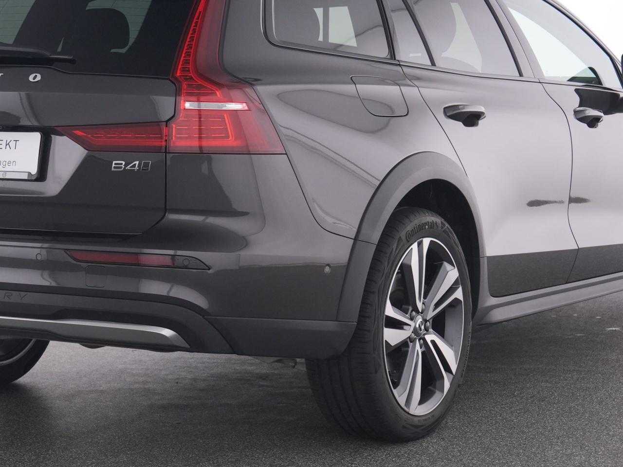 Volvo  CC