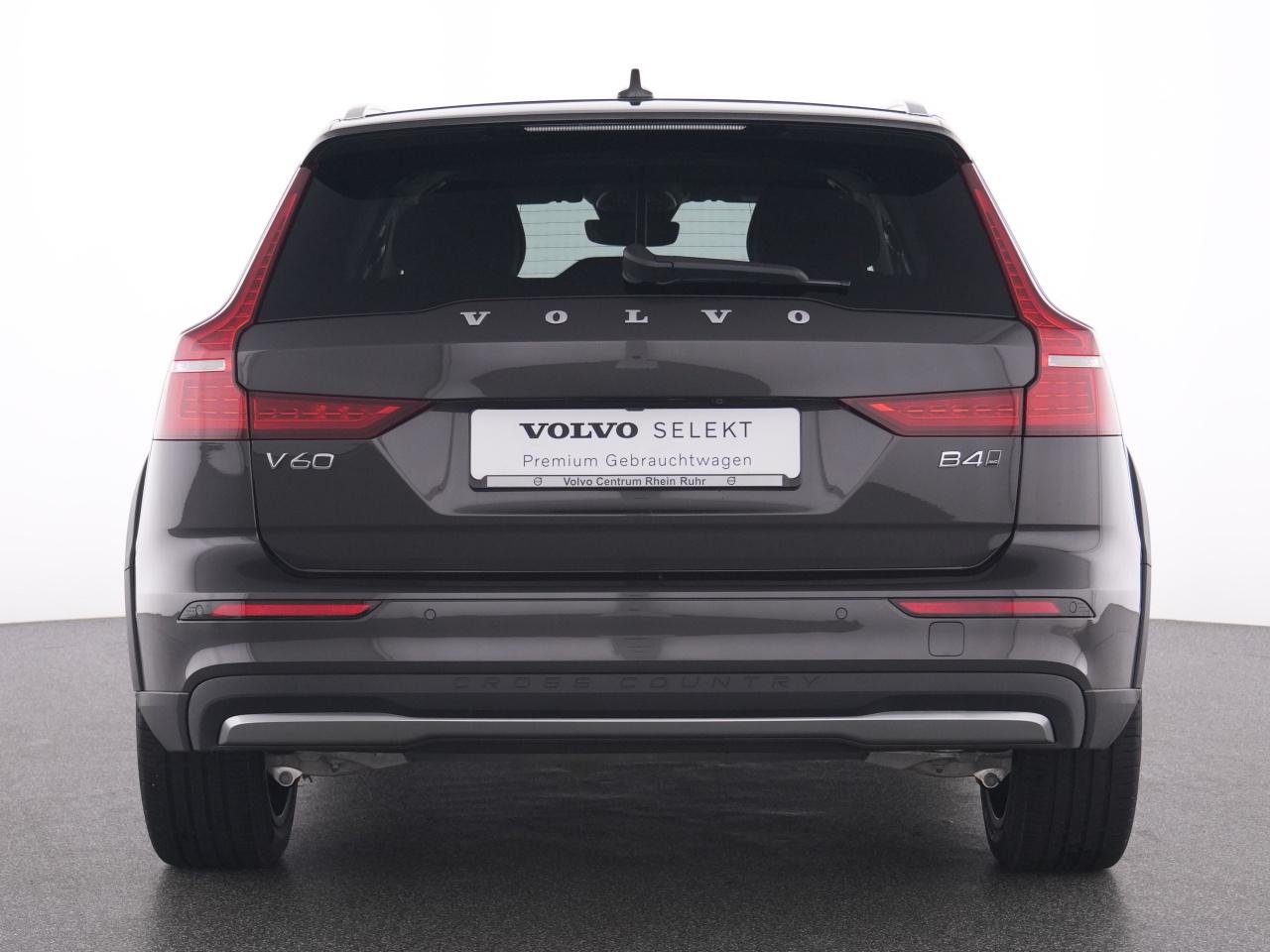 Volvo  CC