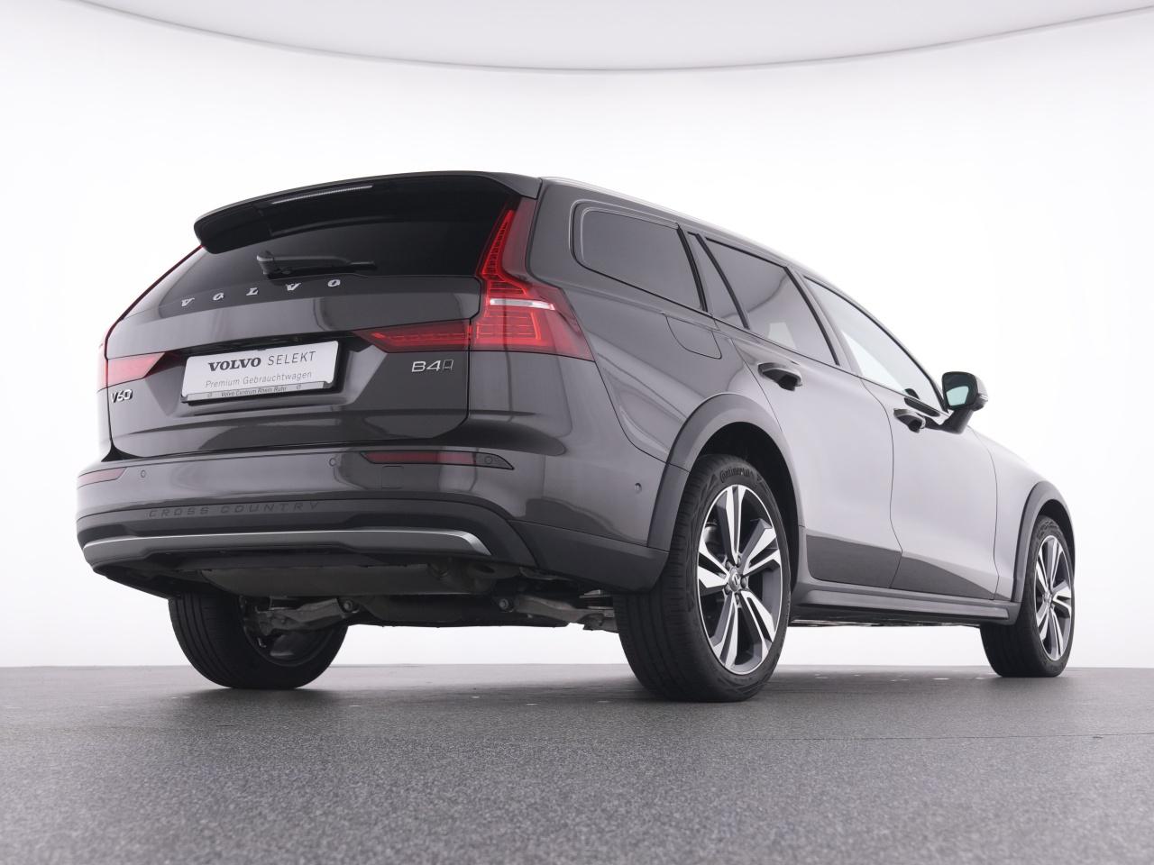 Volvo  CC