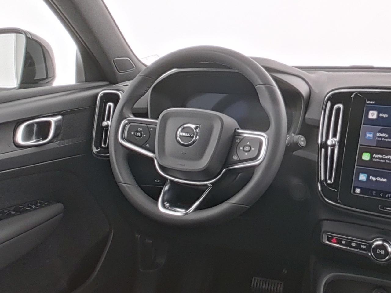 Volvo  XC 40