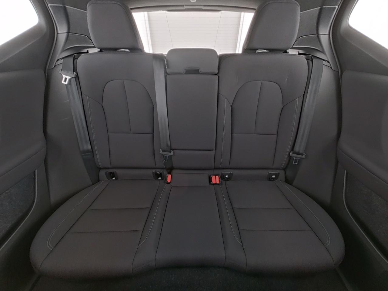 Volvo  XC 40