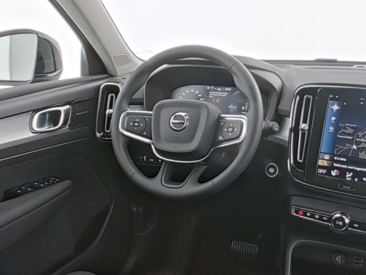 Volvo  XC 40