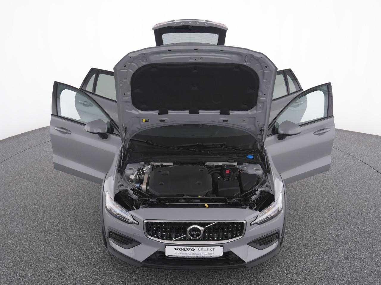 Volvo  CC