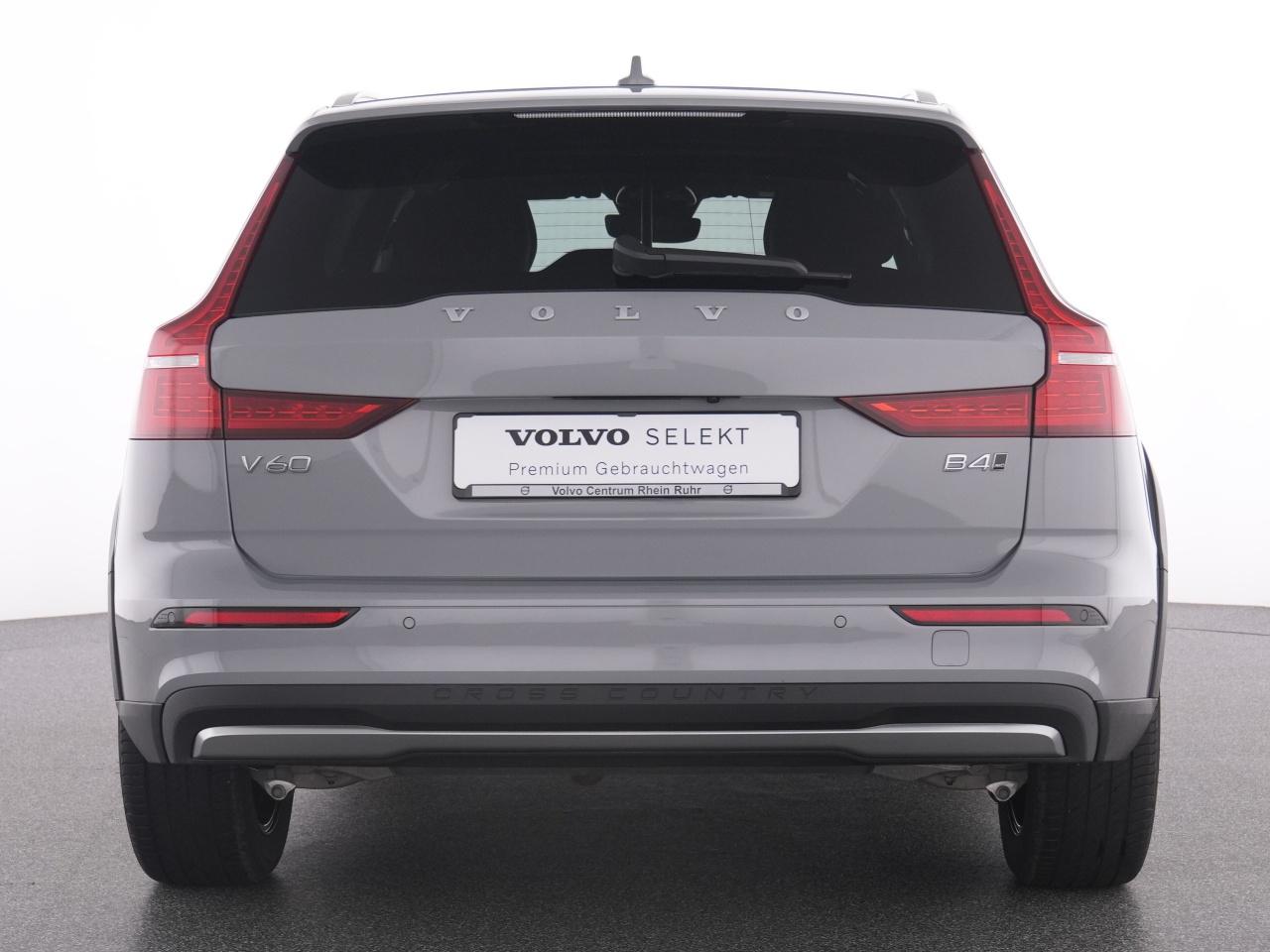 Volvo  CC