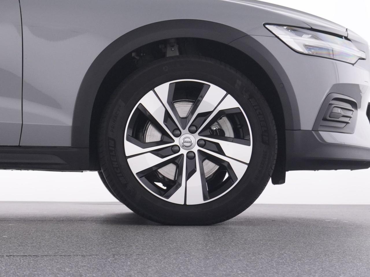 Volvo  CC