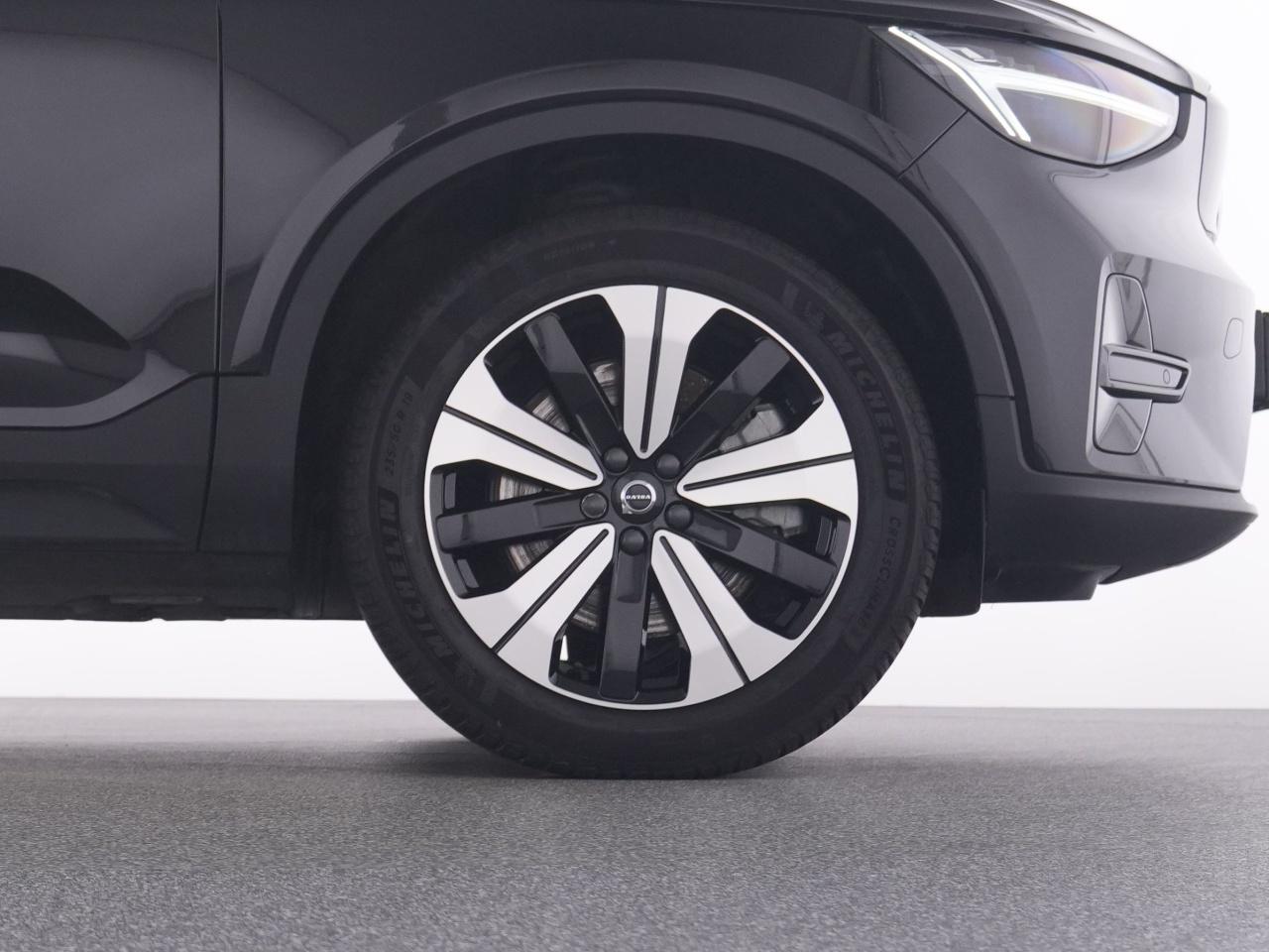 Volvo  XC 40