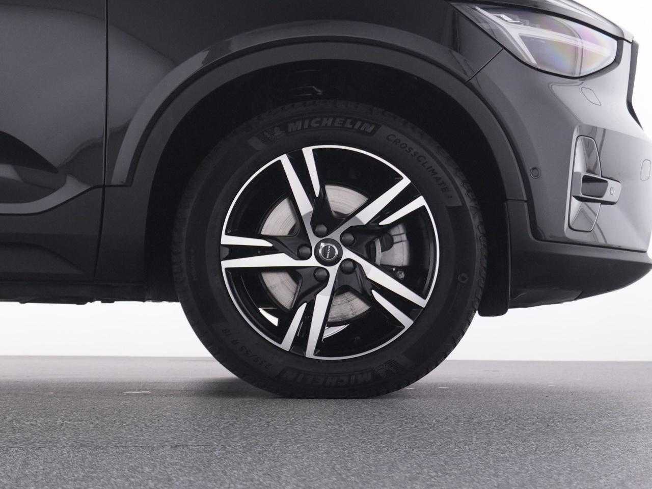 Volvo  XC 40