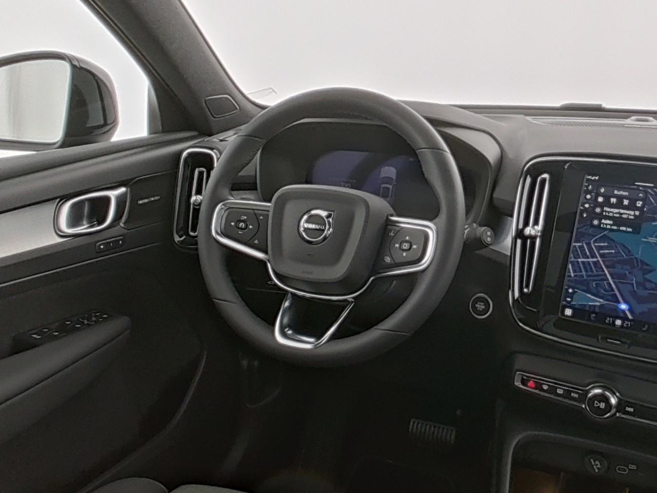 Volvo  XC 40
