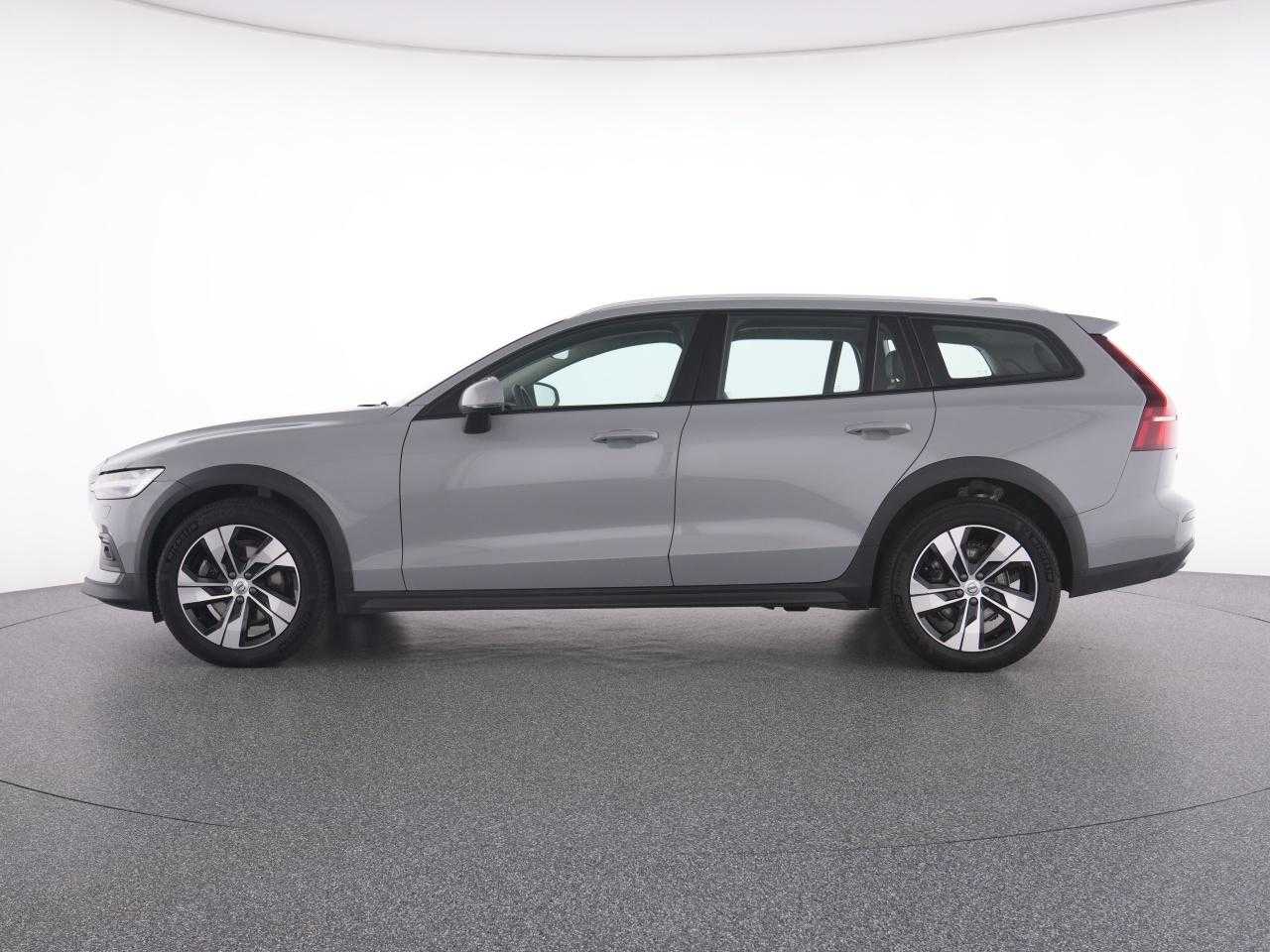 Volvo  V60 CC
