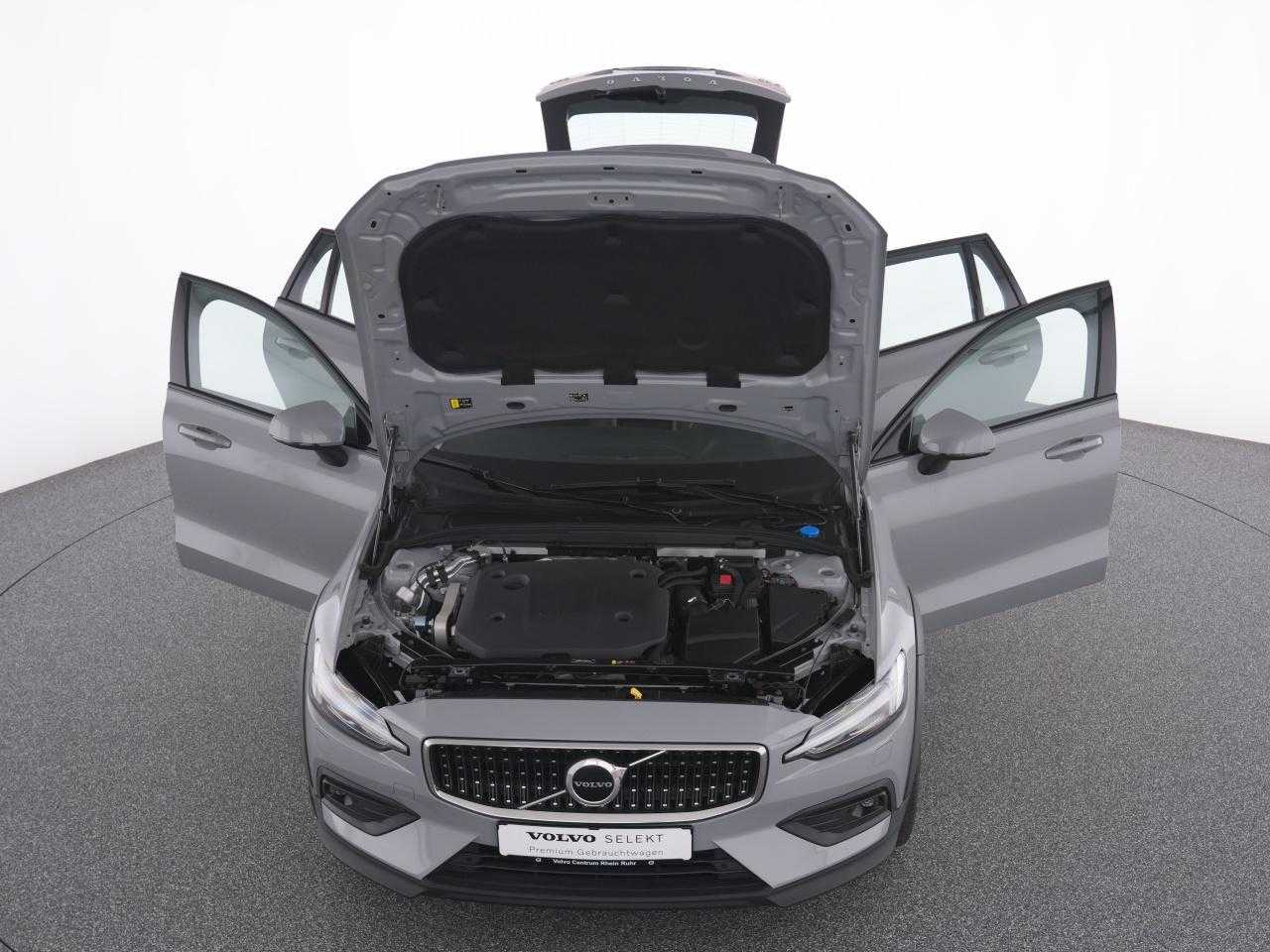Volvo  V60 CC