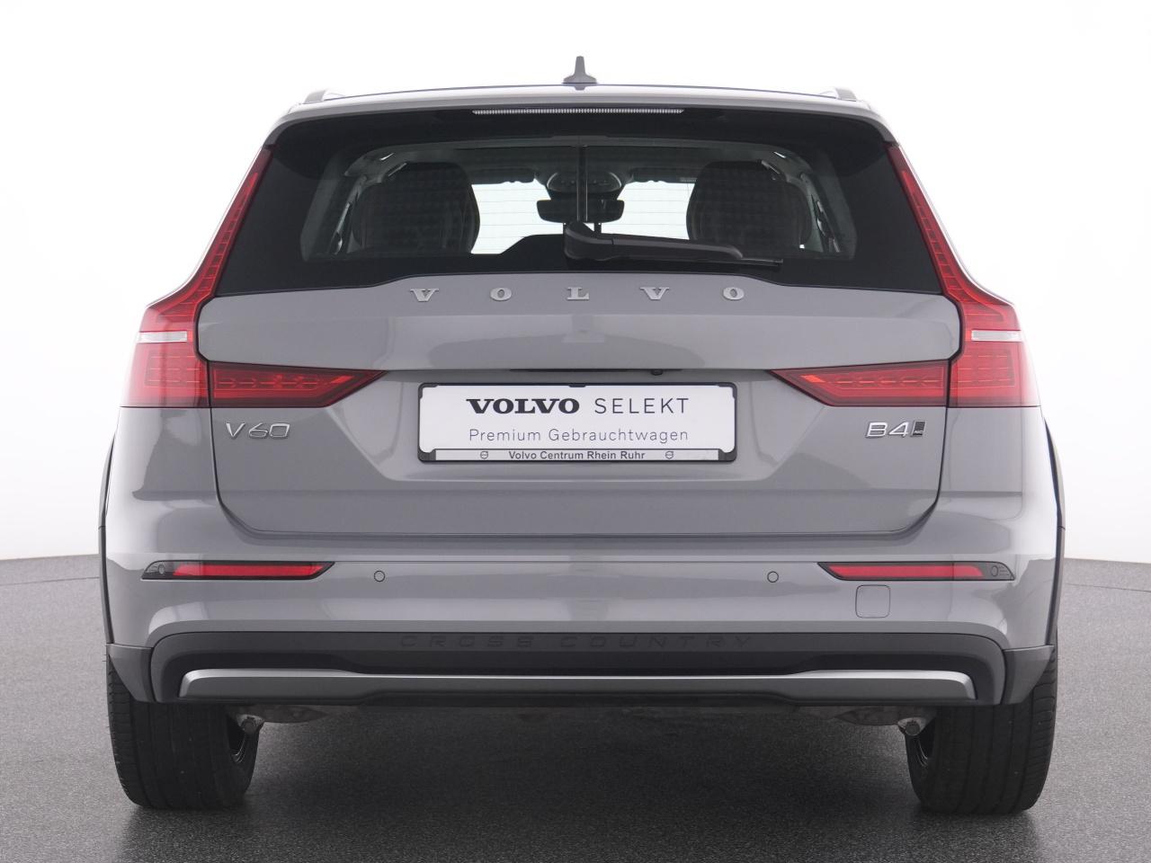 Volvo  V60 CC