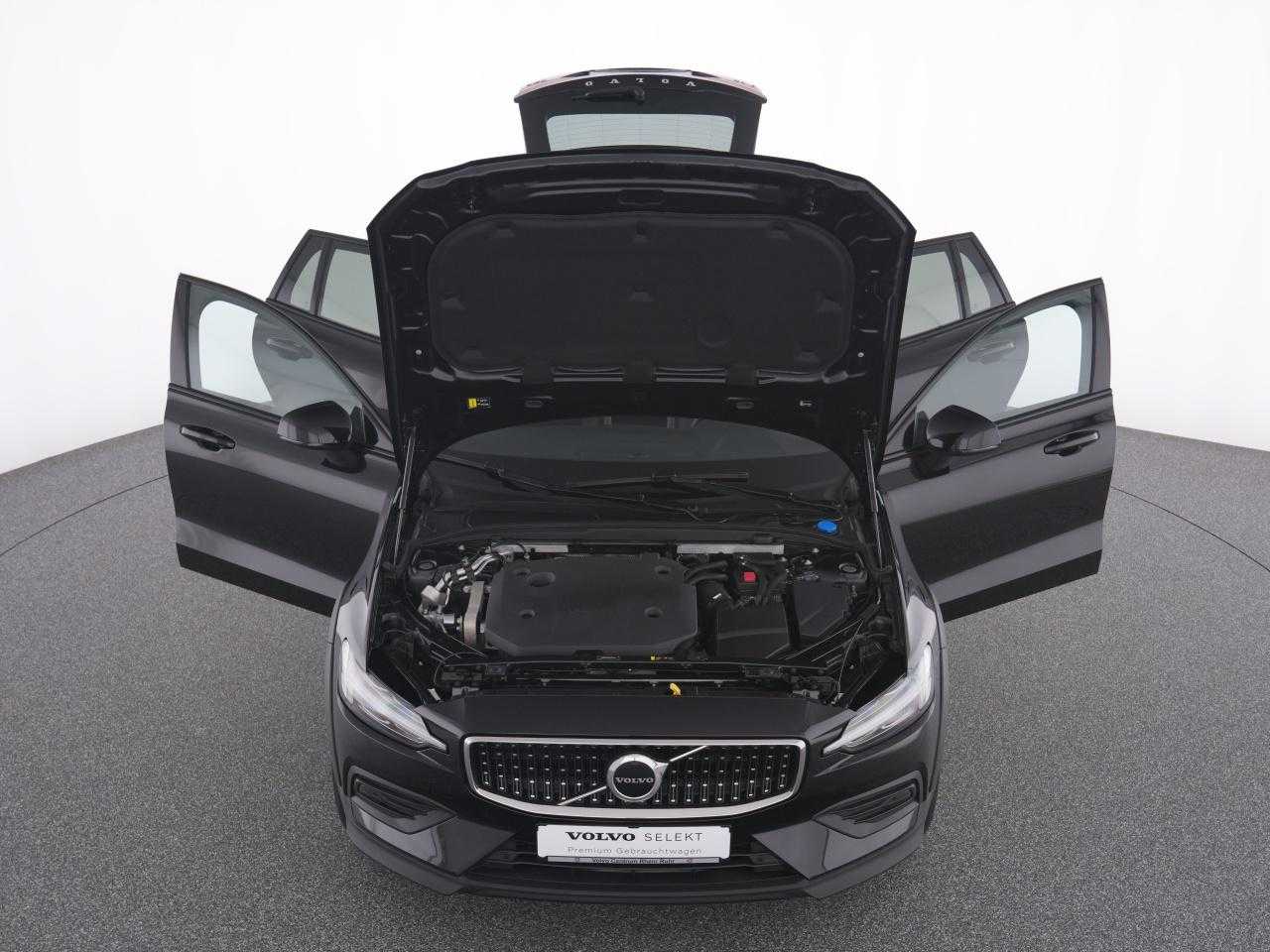 Volvo  CC
