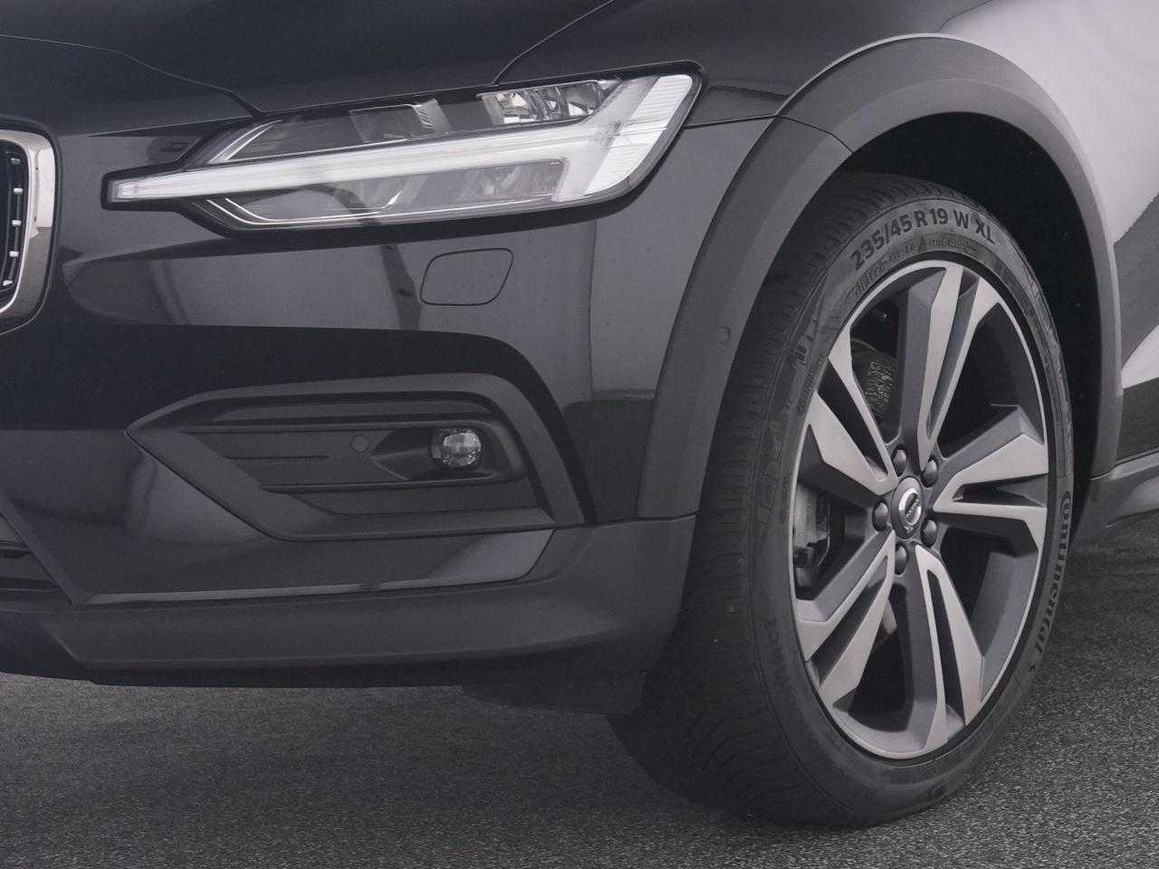 Volvo  CC