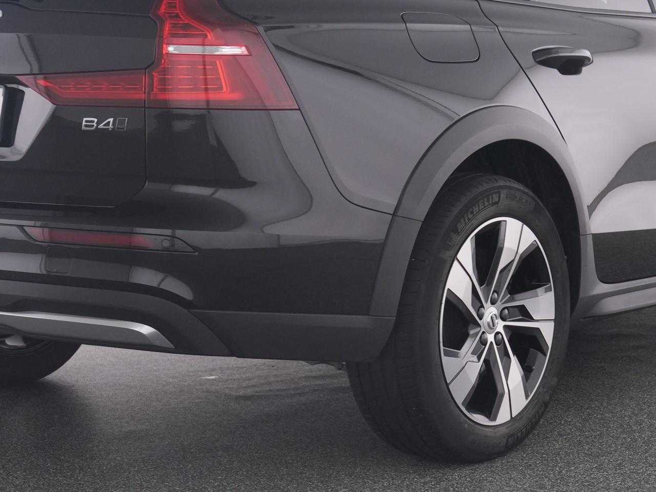 Volvo  CC