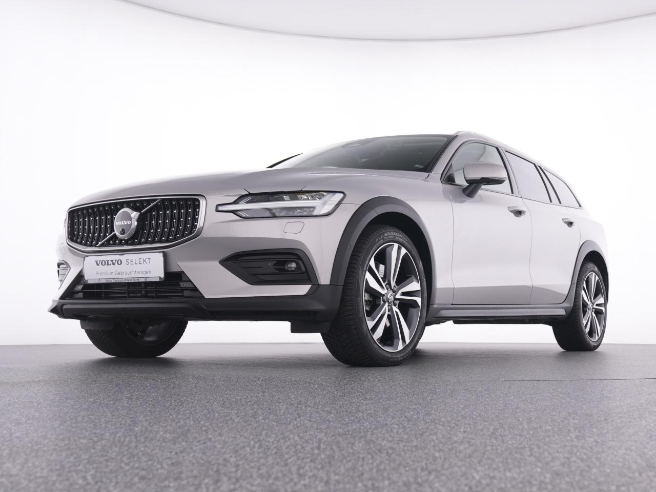 Volvo  CC