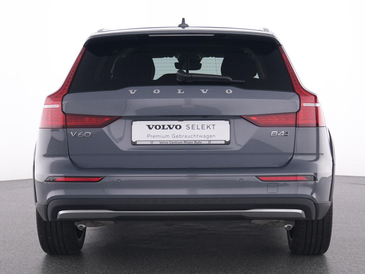 Volvo  CC