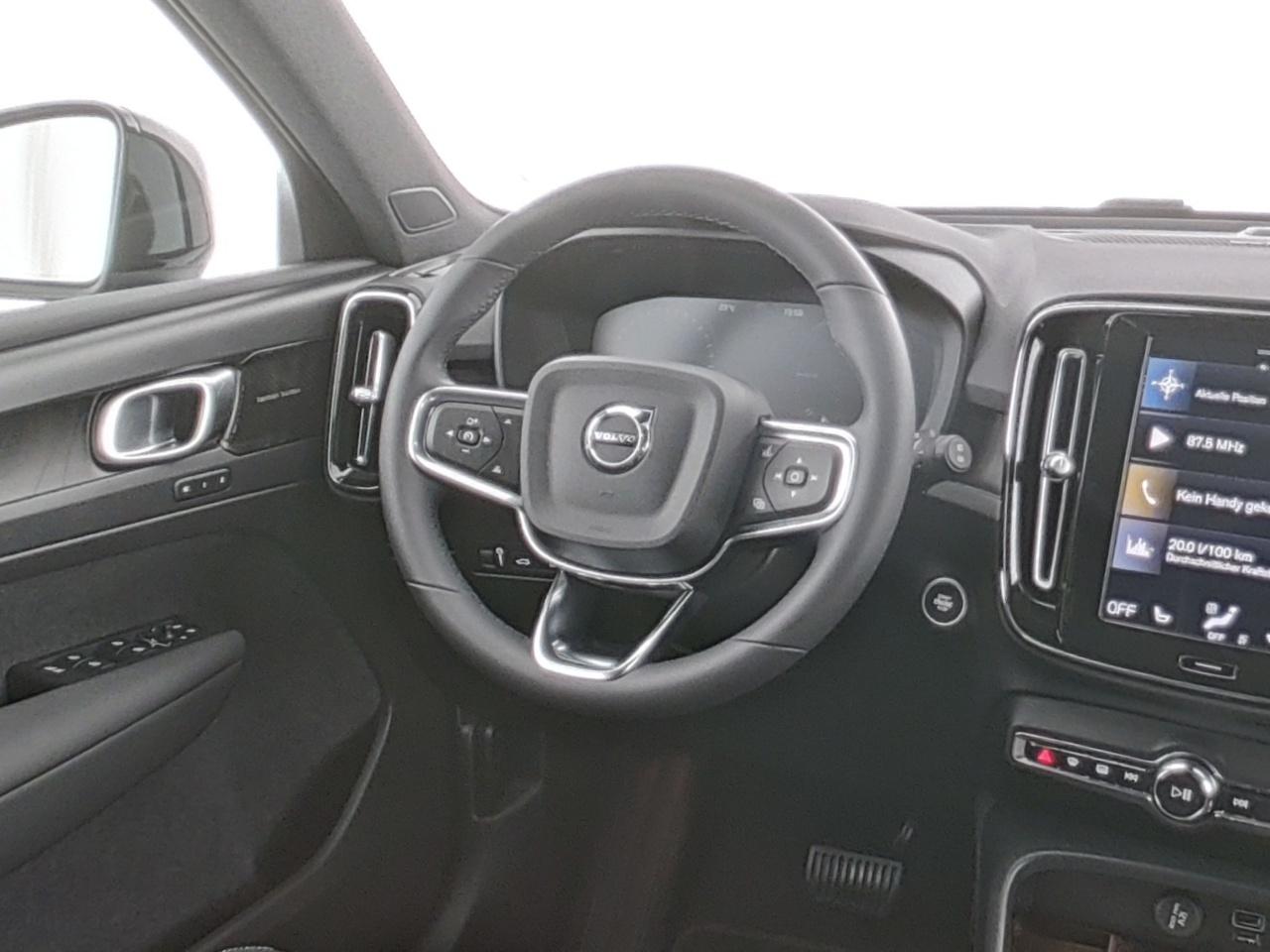 Volvo  XC 40