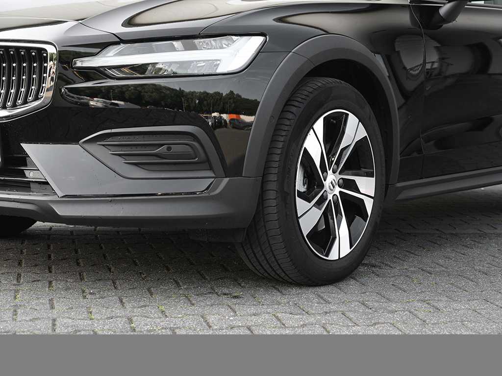 Volvo  CC