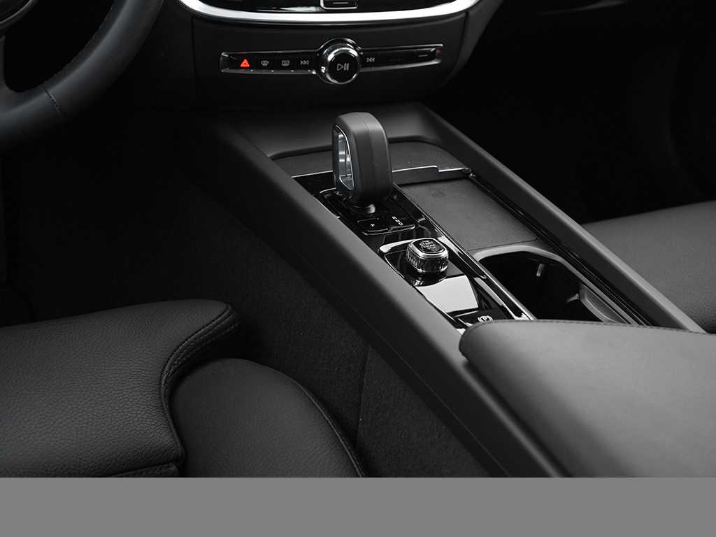 Volvo  CC