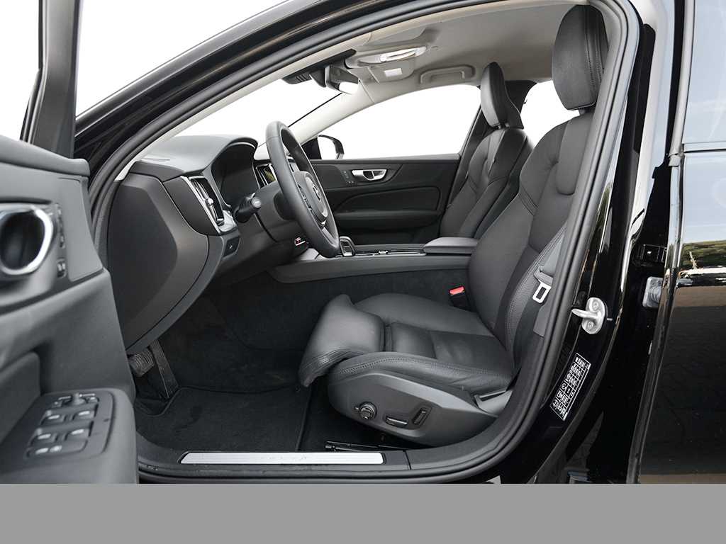 Volvo  CC