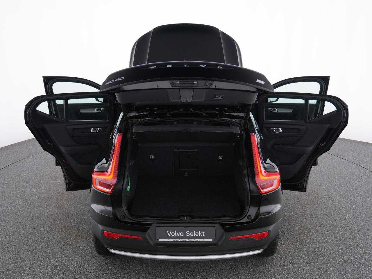 Volvo  XC 40