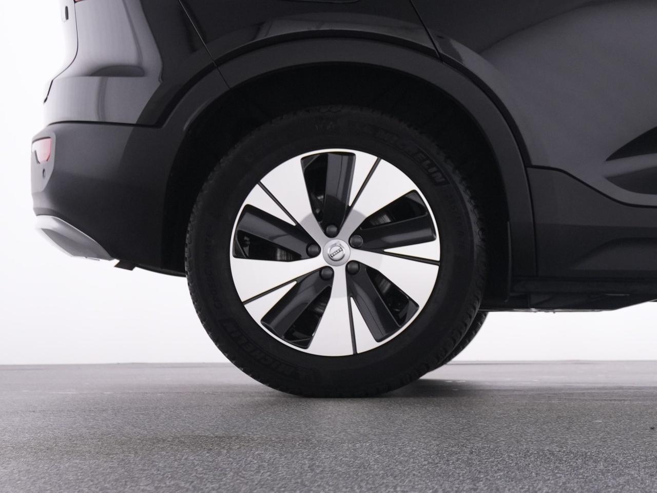 Volvo  XC 40