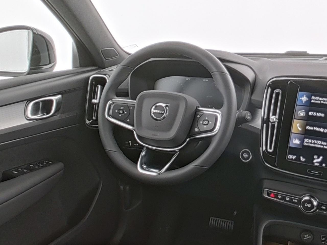 Volvo  XC 40