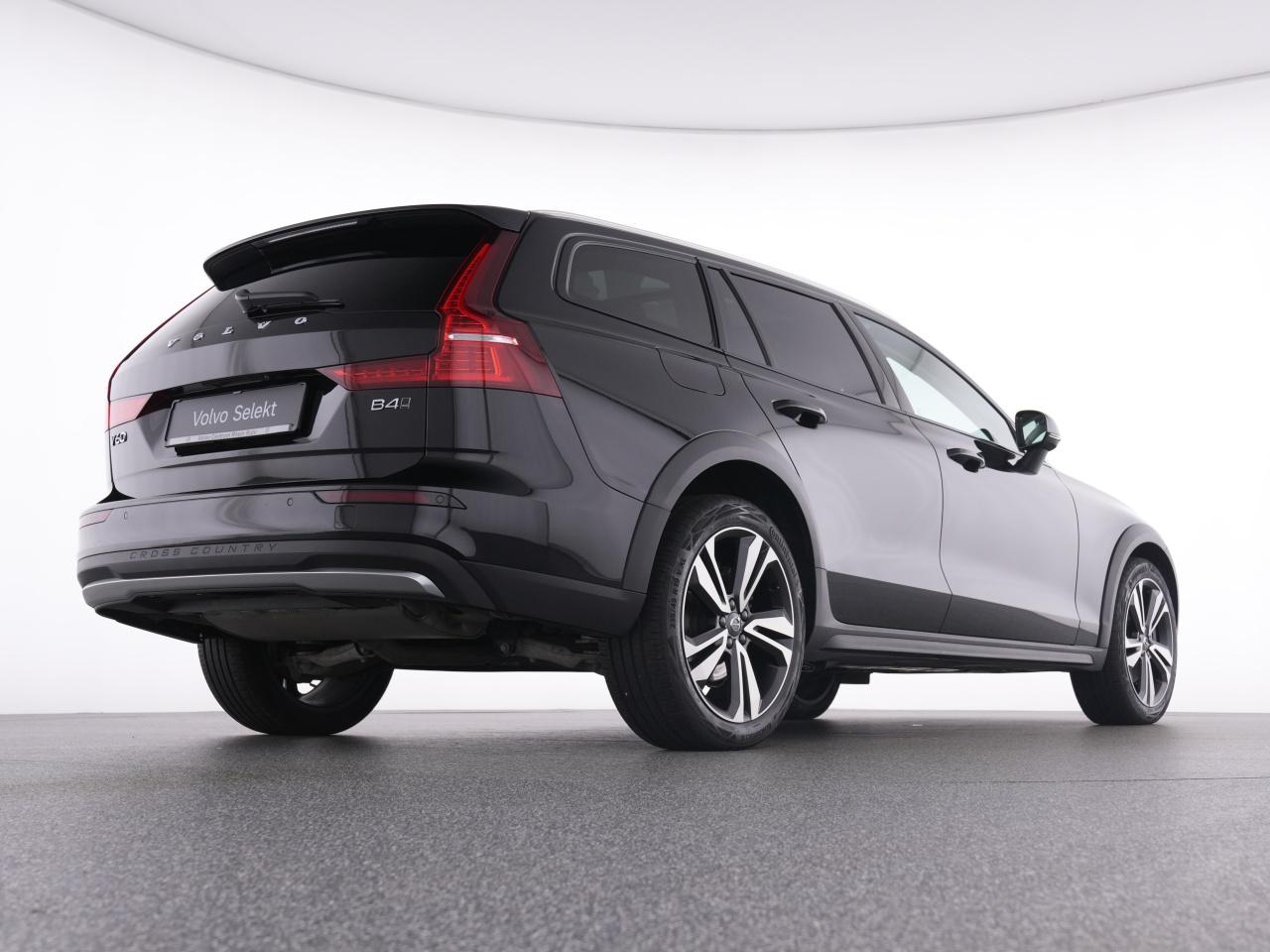 Volvo  CC