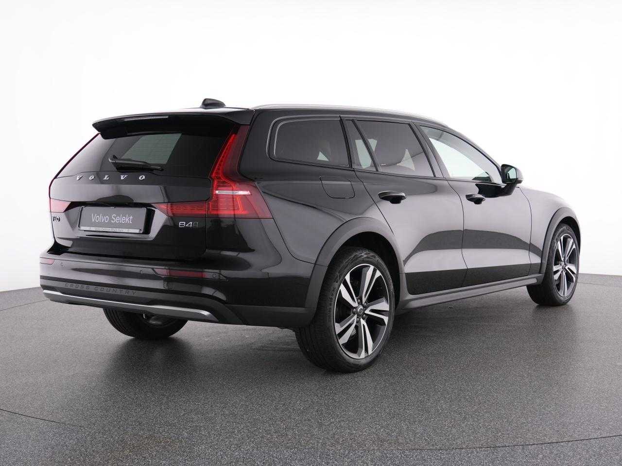 Volvo  CC