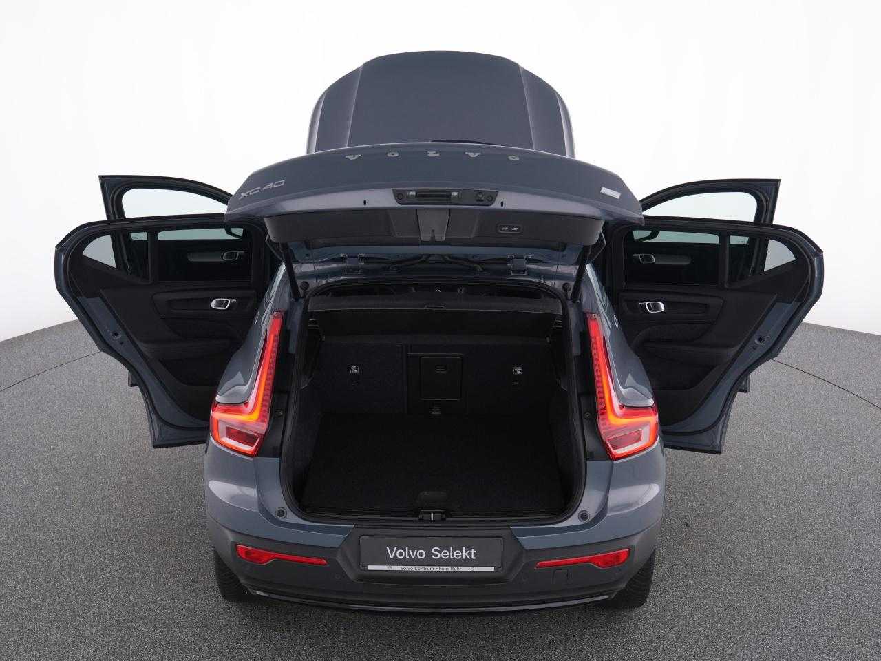 Volvo  XC 40