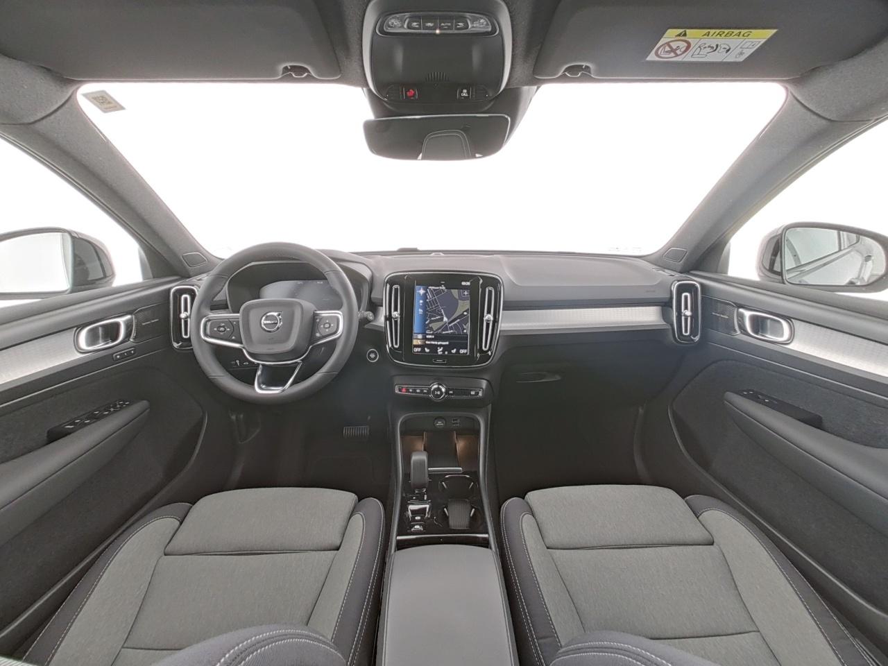 Volvo  XC 40